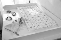 Bebeluca Peak A Boo Bear changing mat